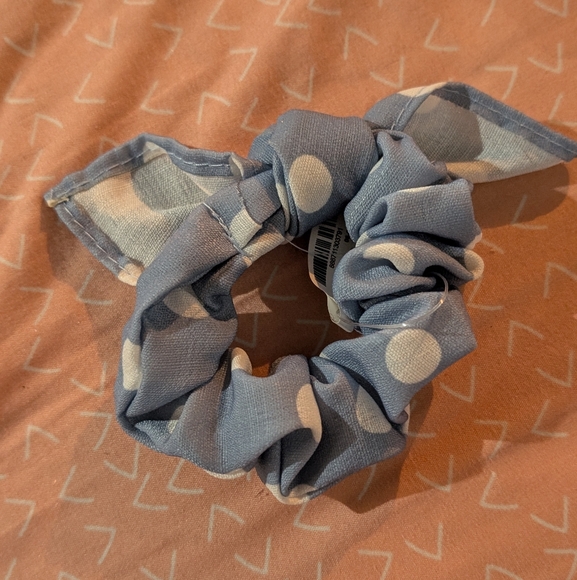 Cute Color Scrunchie Bundle - Picture 3 of 4